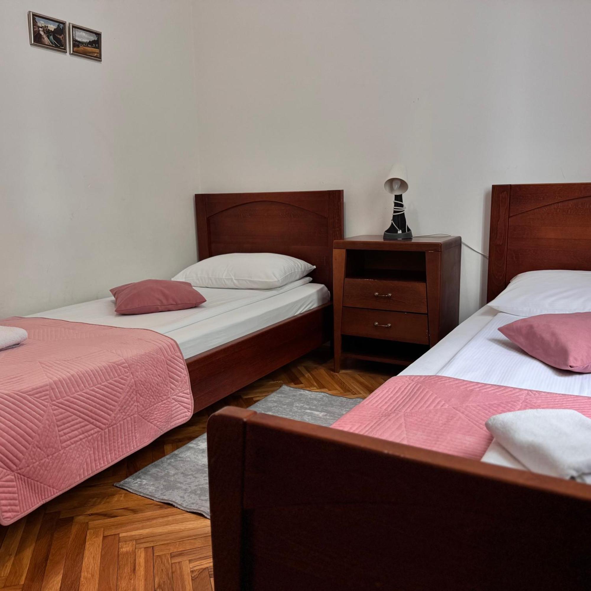 Hotel Paviljon Bihać Exteriör bild